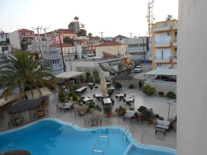 Room Pool View 2